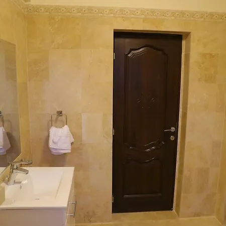 Pensiunea Magnolia بيت ضيافة