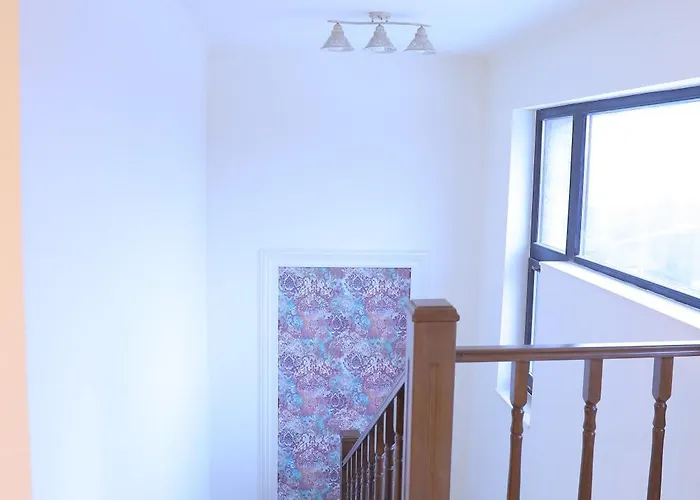 Pensiunea Magnolia קריובה