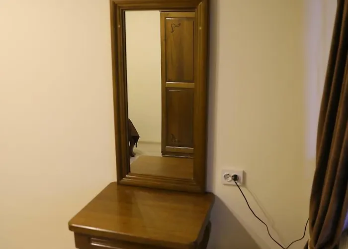 Pensiunea Magnolia קריובה