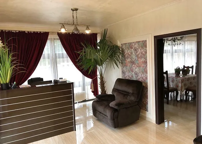 בית הארחה Pensiunea Magnolia 4*